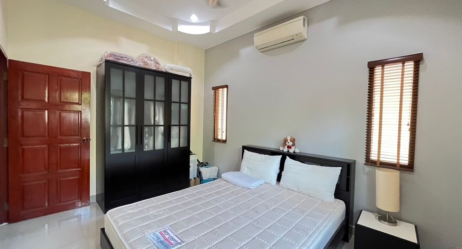 For sale 2 bedrooms townhouse in Jomtien, Pattaya