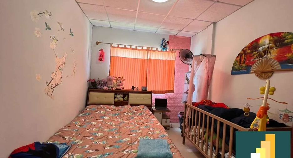 For sale 2 bedrooms townhouse in Jomtien, Pattaya