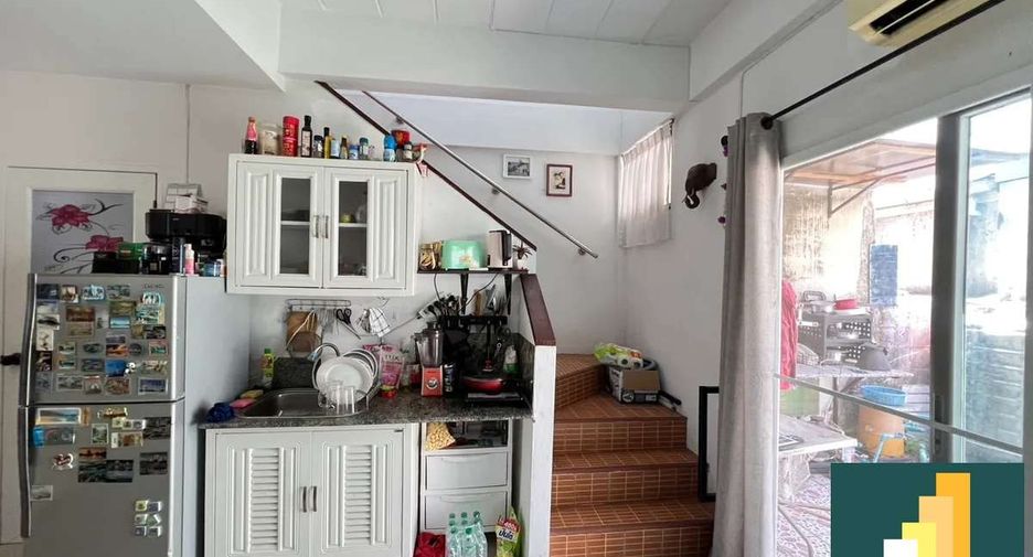 For sale 2 bedrooms townhouse in Jomtien, Pattaya
