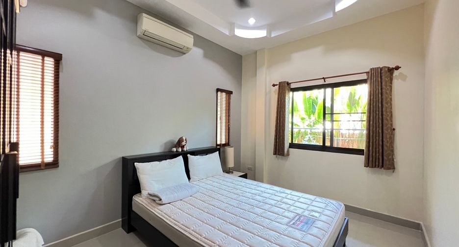 For sale 2 bedrooms townhouse in Jomtien, Pattaya