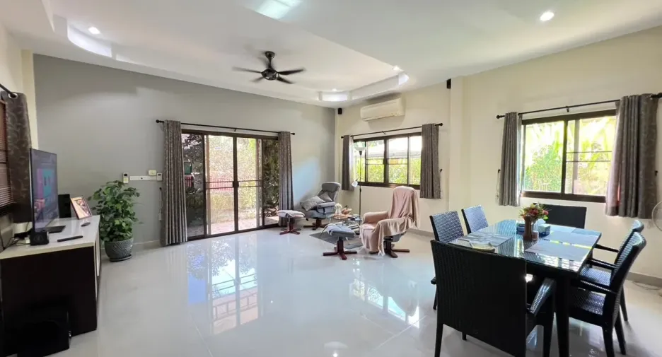 Casa adosada en venta de 2 habitaciones en Jomtien, Pattaya