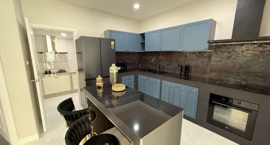 For rent 4 bedrooms house in Bang Lamung, Chonburi