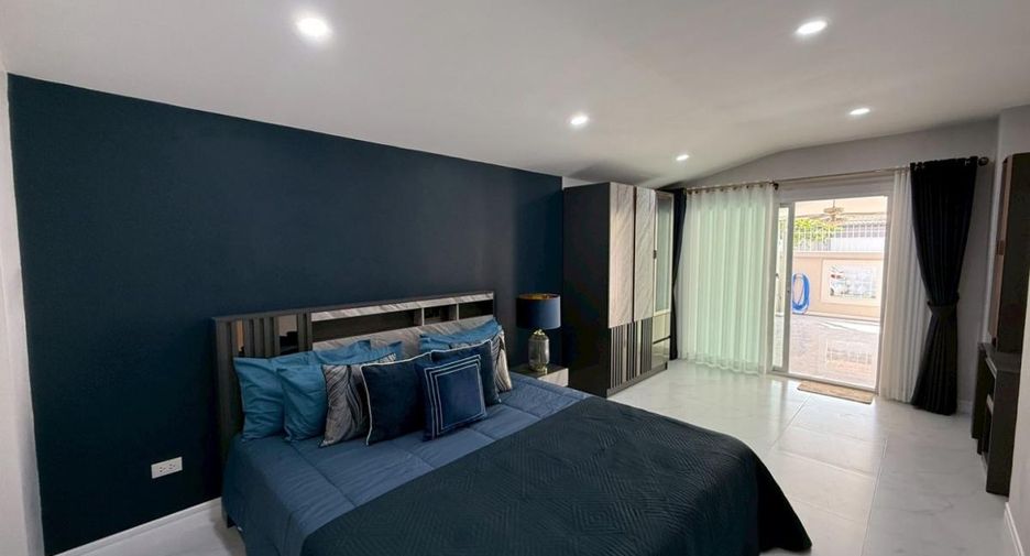For rent 4 bedrooms house in Bang Lamung, Chonburi