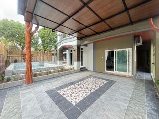À vendre 6 chambres villa à Bang Lamung, Chonburi