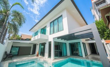 Casa en alquiler de 5 habitaciones en Bang Lamung, Chonburi