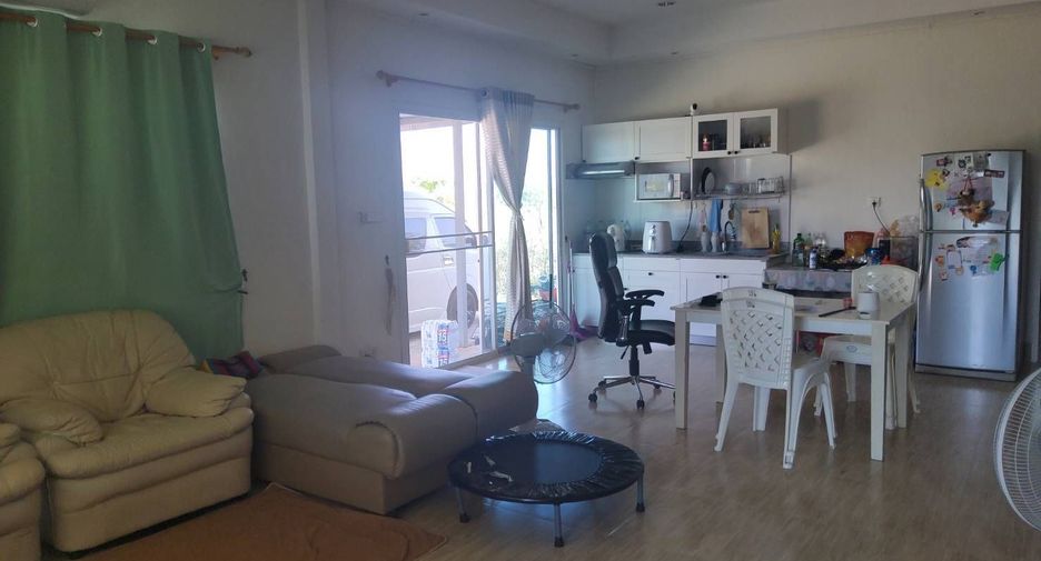 À vendre et à louer 3 chambres maison à Hua Hin, Prachuap Khiri Khan