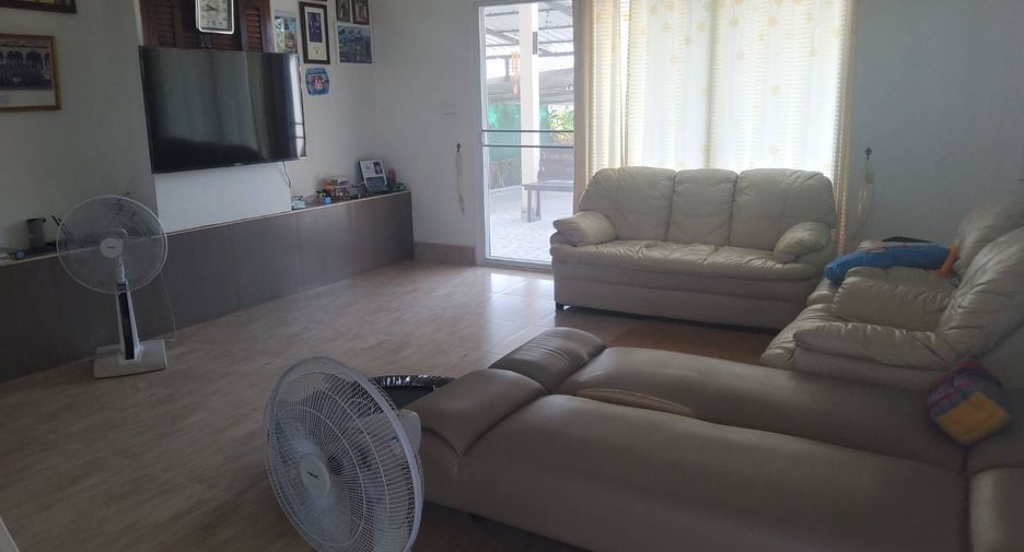 À vendre et à louer 3 chambres maison à Hua Hin, Prachuap Khiri Khan