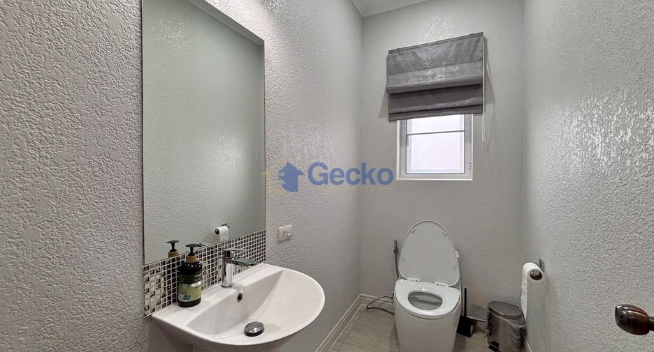 For sale 3 bedrooms house in Bang Lamung, Chonburi