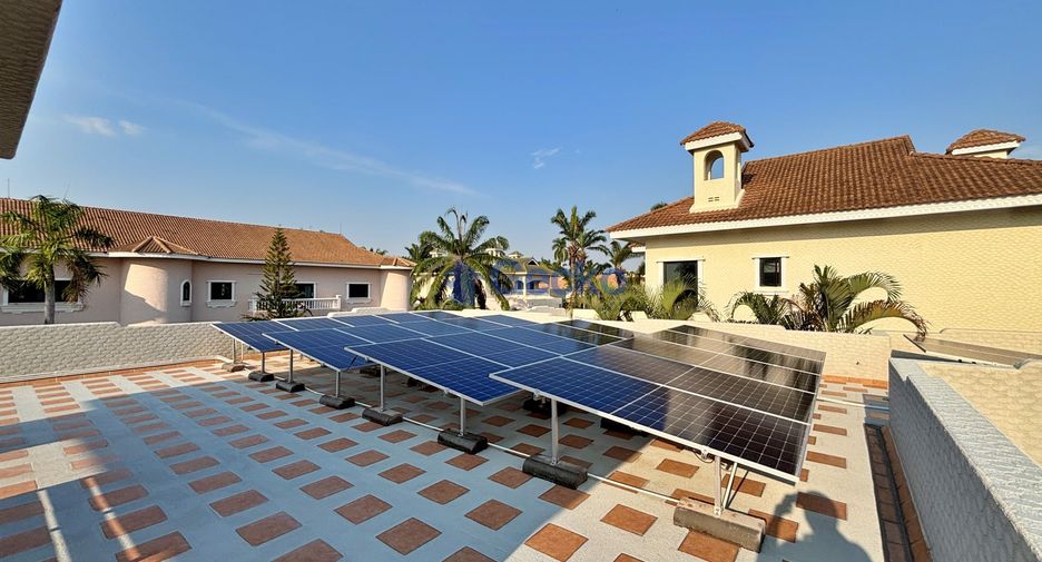 For sale 3 bedrooms house in Bang Lamung, Chonburi