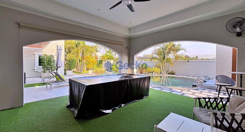For sale 3 bedrooms house in Bang Lamung, Chonburi