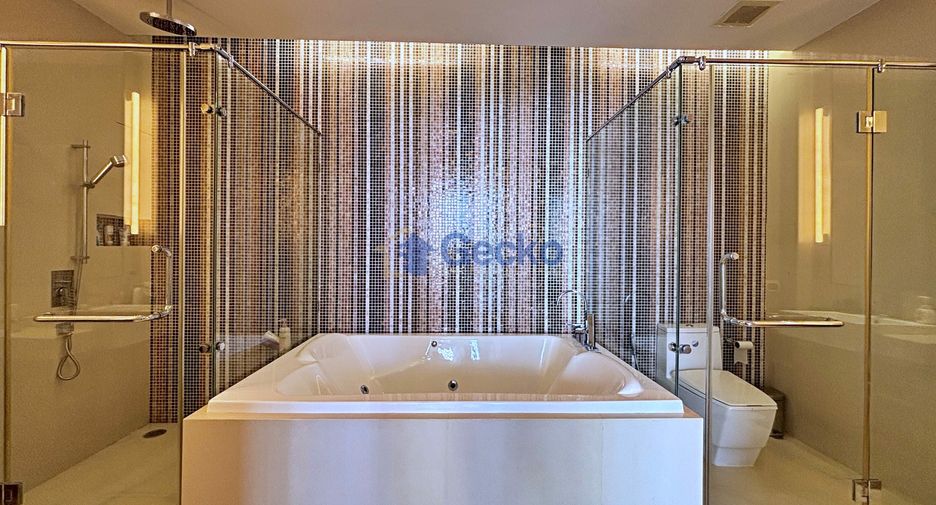For sale 2 bedrooms condo in Bang Lamung, Chonburi