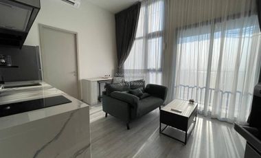 À louer 1 chambre condo à Phra Khanong, Bangkok