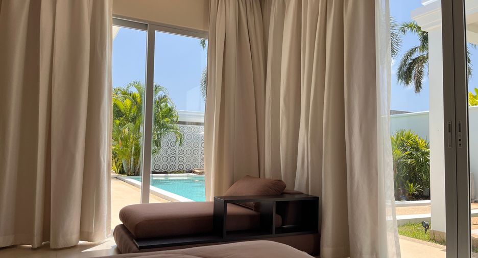 For sale 3 bedrooms villa in Mueang Phuket, Phuket