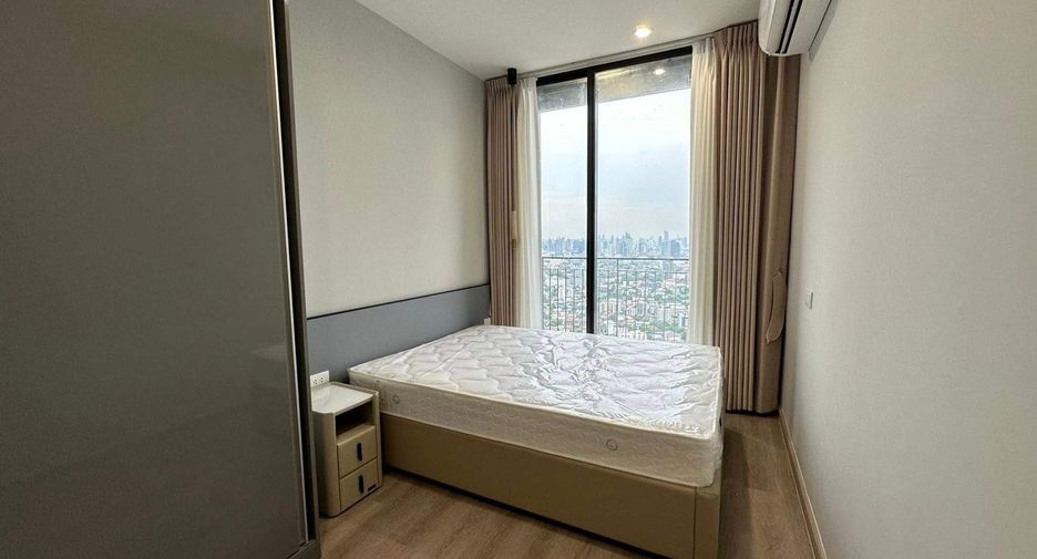 For rent 3 bedrooms condo in Bang Na, Bangkok