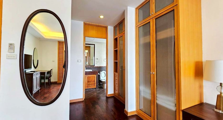 Wohnung zur Miete mit 3 Zimmer in Sathon, Bangkok
