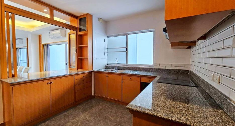 Wohnung zur Miete mit 3 Zimmer in Sathon, Bangkok