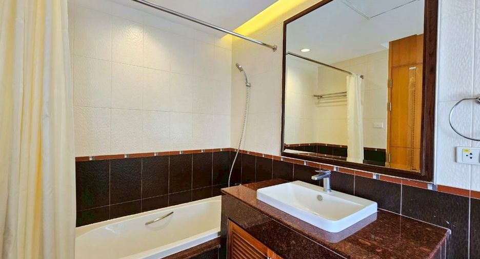 Wohnung zur Miete mit 3 Zimmer in Sathon, Bangkok