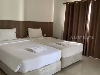 À louer 29 chambres maison à Bang Lamung, Chonburi