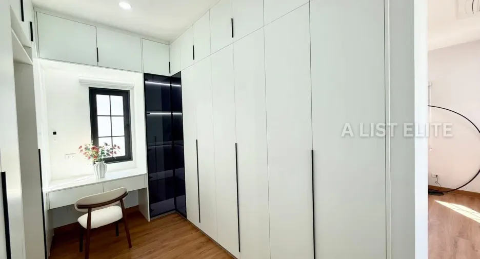 For rent 5 bedrooms house in Bang Lamung, Chonburi