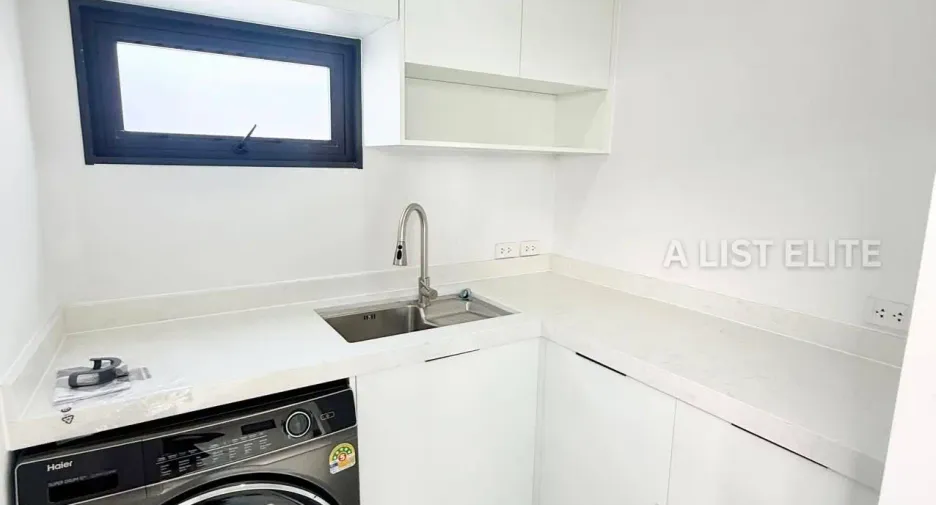 For rent 5 bedrooms house in Bang Lamung, Chonburi