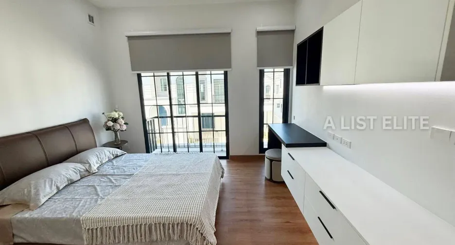 For rent 5 bedrooms house in Bang Lamung, Chonburi