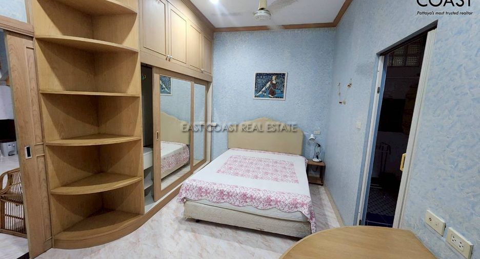 For sale 6 ベッドルーム house in Bang Lamung, Chonburi