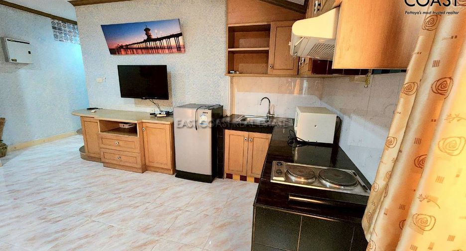 For sale 6 ベッドルーム house in Bang Lamung, Chonburi
