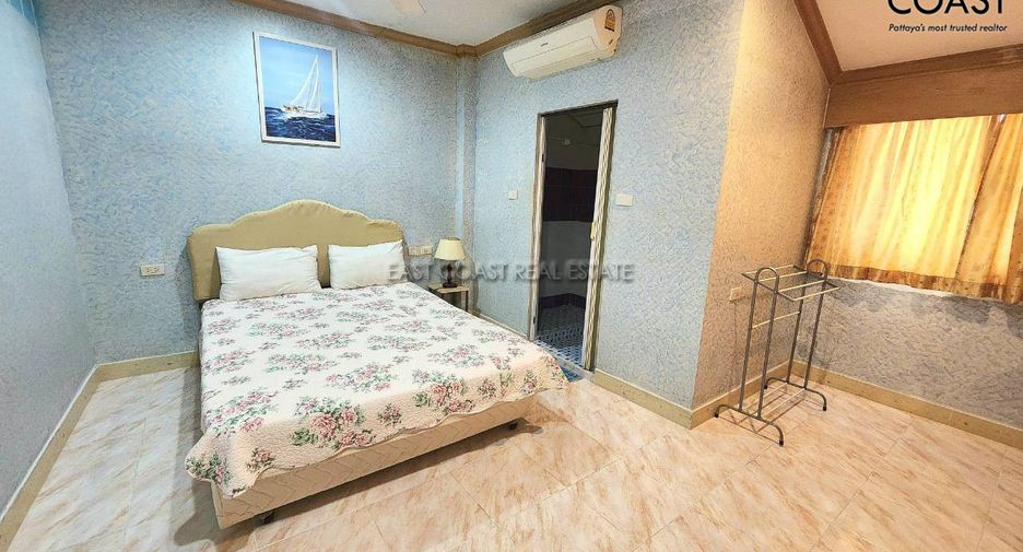 For sale 6 ベッドルーム house in Bang Lamung, Chonburi