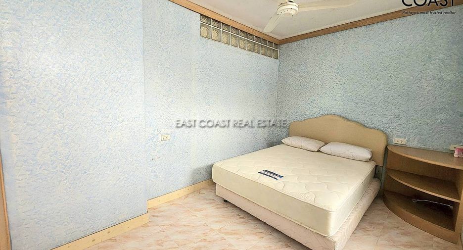 For sale 6 ベッドルーム house in Bang Lamung, Chonburi