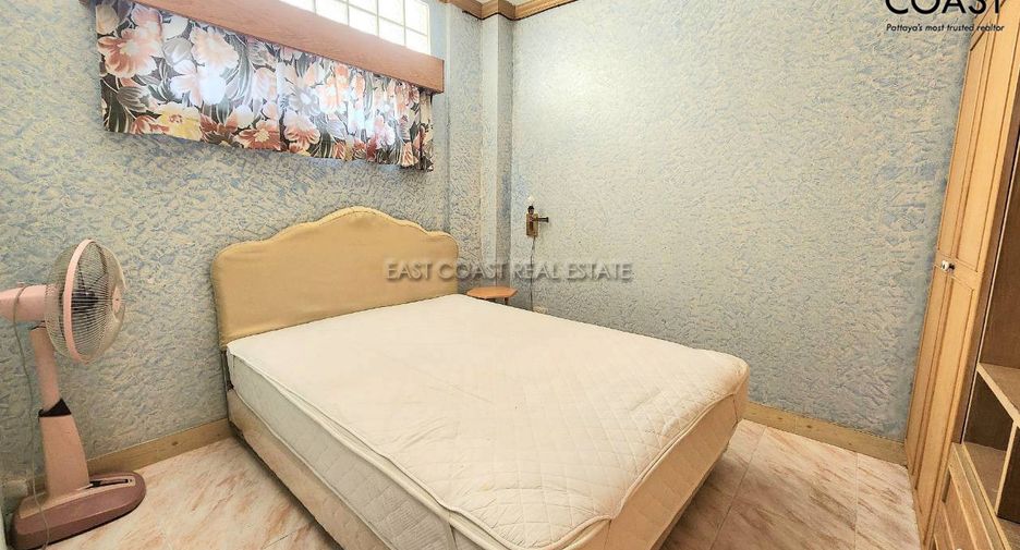 For sale 6 ベッドルーム house in Bang Lamung, Chonburi