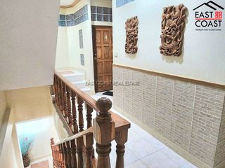 Casa en venta de 6 habitaciones en Bang Lamung, Chonburi