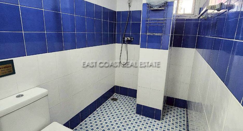For sale 6 ベッドルーム house in Bang Lamung, Chonburi