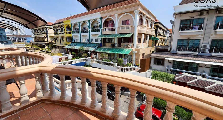 For sale 6 ベッドルーム house in Bang Lamung, Chonburi