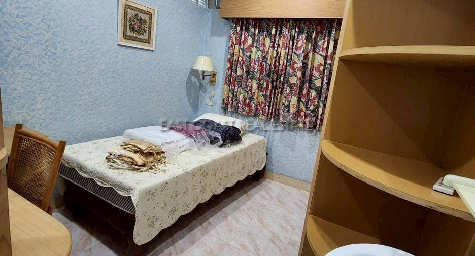 For sale 6 ベッドルーム house in Bang Lamung, Chonburi