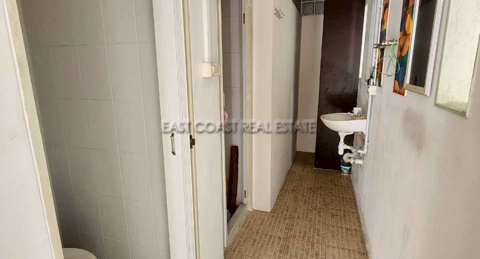 For sale 6 ベッドルーム house in Bang Lamung, Chonburi
