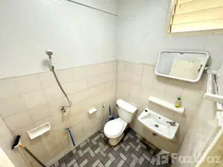 For sale 2 bedrooms condo in Mueang Pathum Thani, Pathum Thani