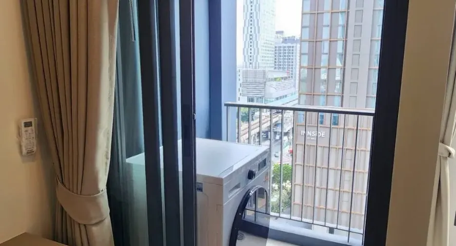 Wohnung zur Miete mit Studio in Phra Khanong, Bangkok