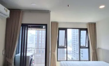 À louer studio condo à Phra Khanong, Bangkok