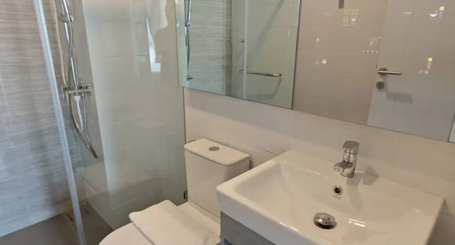 For rent studio condo in Mueang Samut Prakan, Samut Prakan