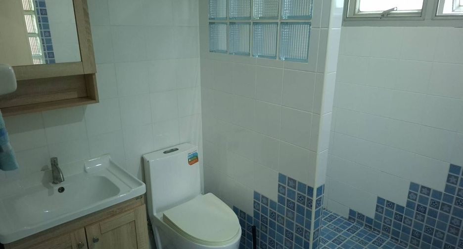 For rent 2 ベッドルーム condo in Khlong Toei, Bangkok