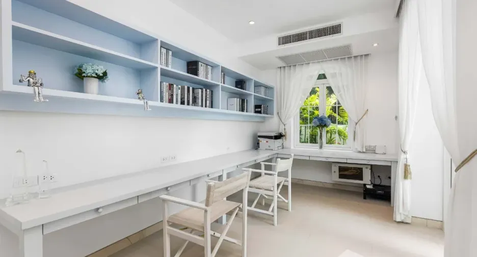 For sale 6 bedrooms villa in Takua Thung, Phang Nga
