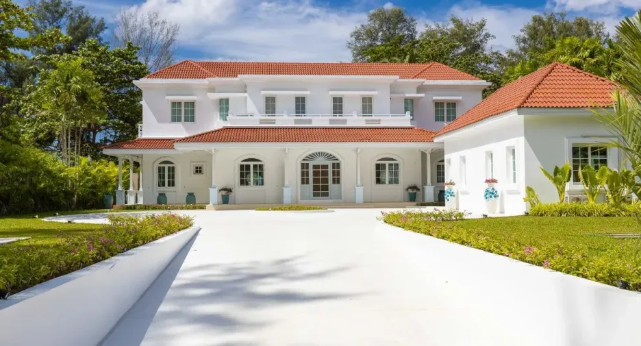 For sale 6 bedrooms villa in Takua Thung, Phang Nga