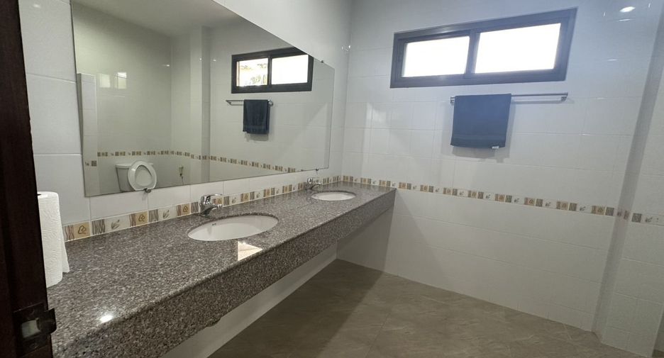 À vendre 4 chambres villa à Pran Buri, Prachuap Khiri Khan