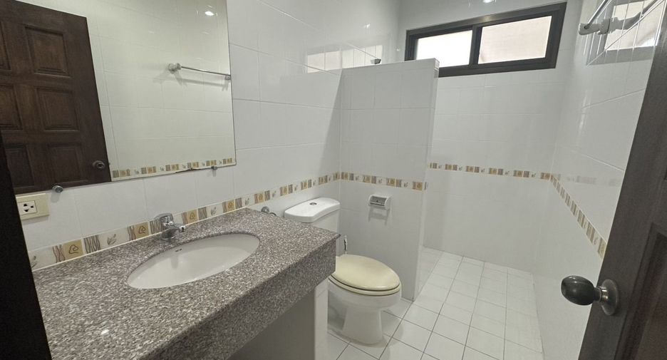 À vendre 4 chambres villa à Pran Buri, Prachuap Khiri Khan