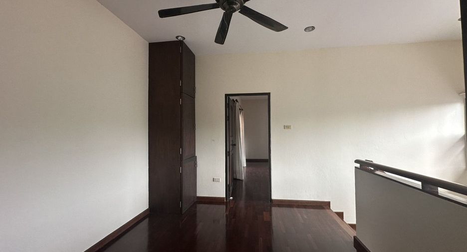 À vendre 4 chambres villa à Pran Buri, Prachuap Khiri Khan