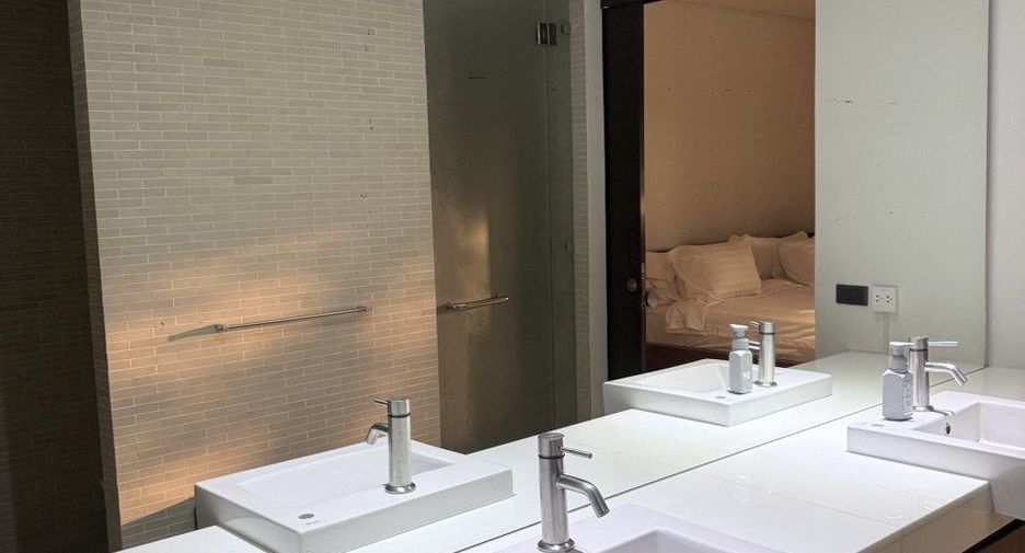 For rent 3 bedrooms townhouse in Thalang, Phuket