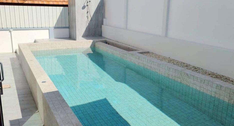 Villa zum Kauf und zur Miete mit 5 Zimmer in Mueang Phuket, Phuket