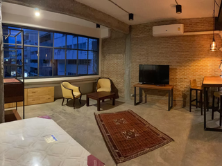 出售 8 卧室 商业空间 在 Khlong Toei, 曼谷