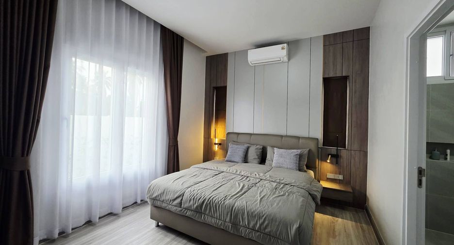 Casa en alquiler de 4 habitaciones en Bang Lamung, Chonburi