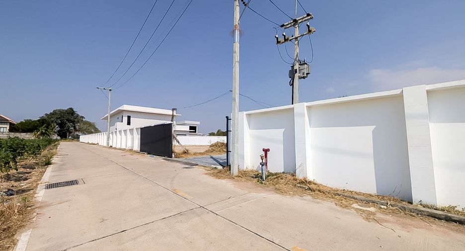Продажа 6 спальни Участок в Банг Ламунг, Чонбури